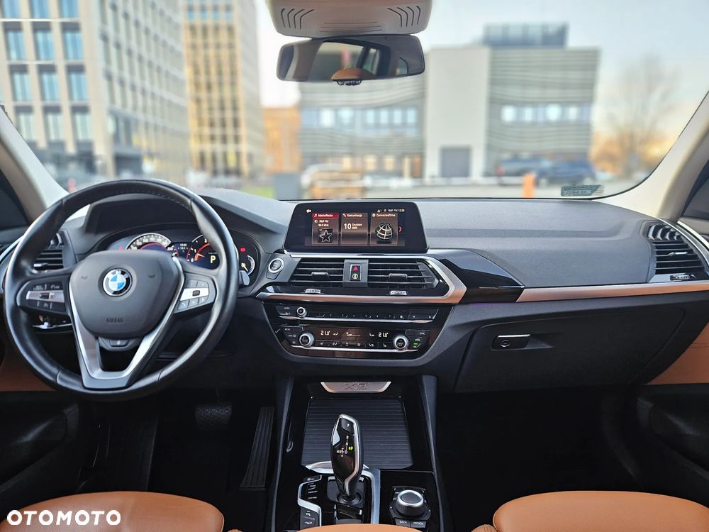 BMW X3 xDrive20d Luxury Line - 34