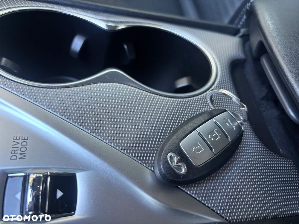 Infiniti Q50 2.0t Sport Tech EU6 - 23