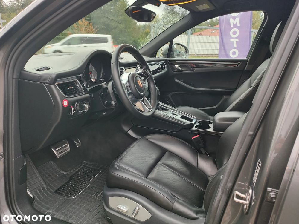 Porsche Macan - 18
