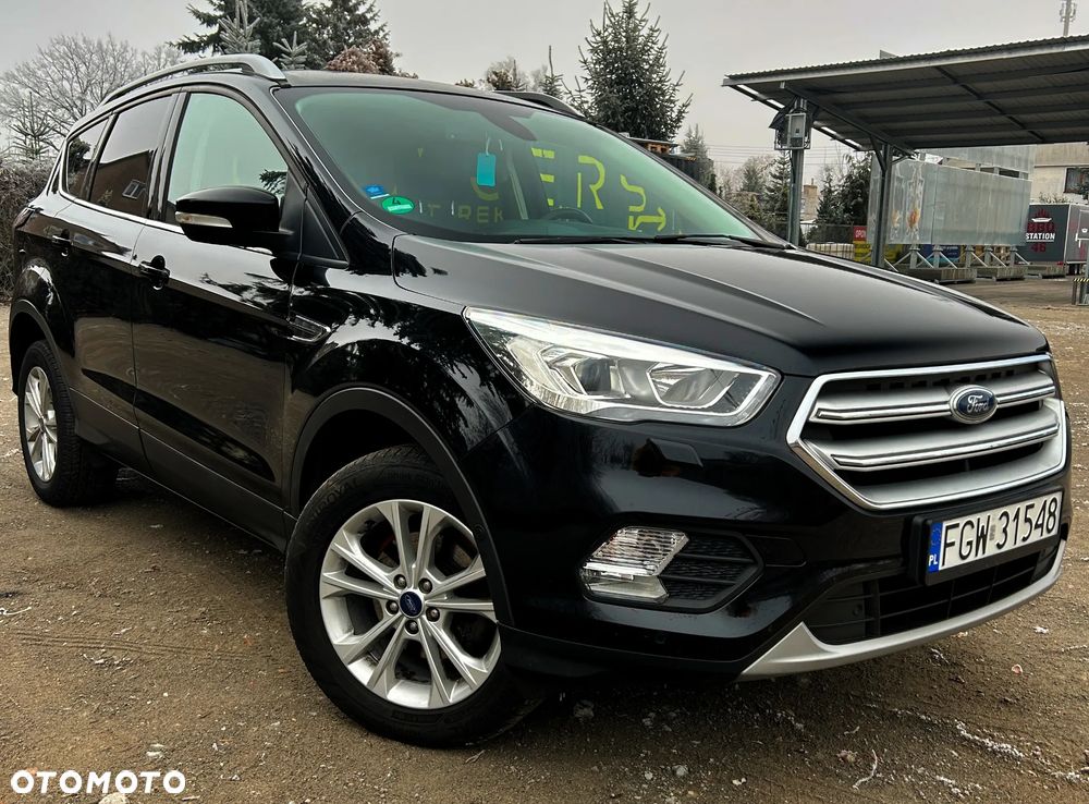 Ford Kuga 1.5 EcoBoost 2x4 Titanium - 2