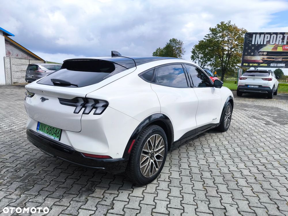 Ford Mustang Mach-E PREMIUM - 5