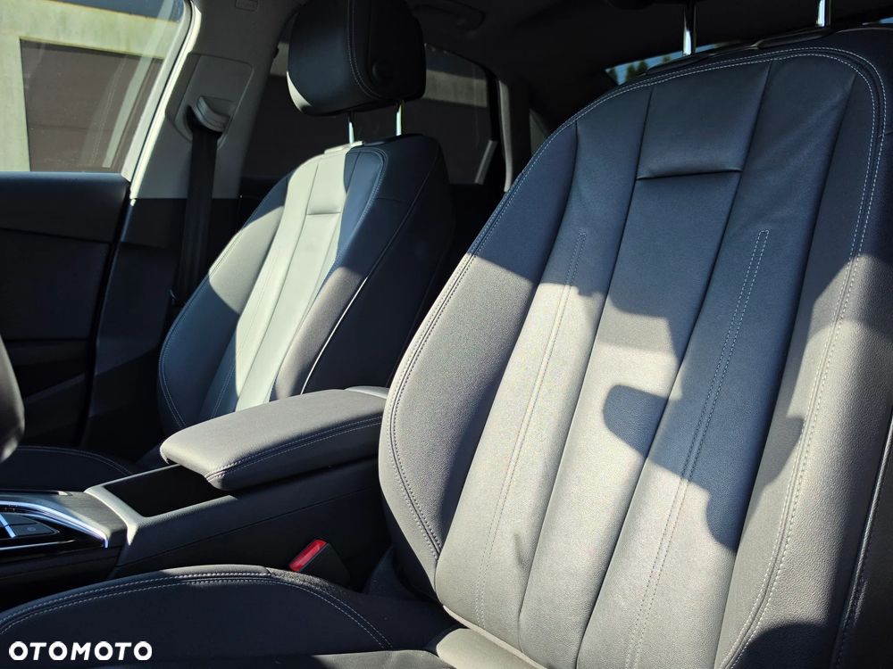 Audi A4 Limousine 40 TFSI S tronic design - 29
