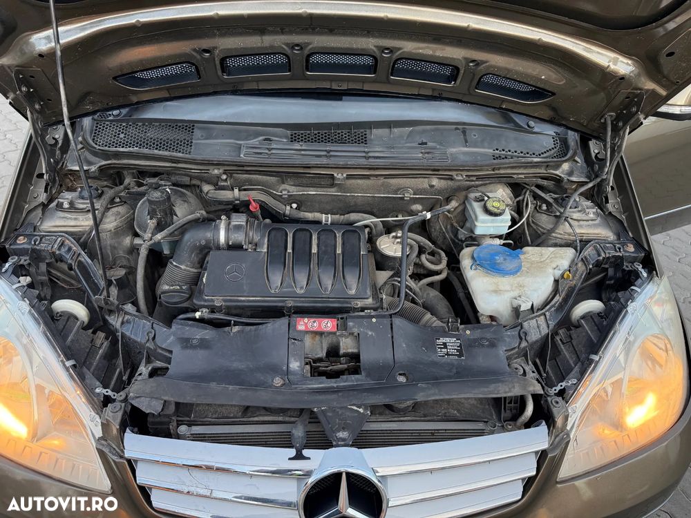 Mercedes-Benz A - 20