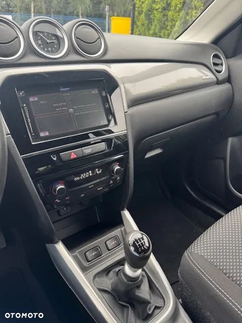 Suzuki Vitara 1.6 DDiS (4x4) Allgrip Comfort - 22