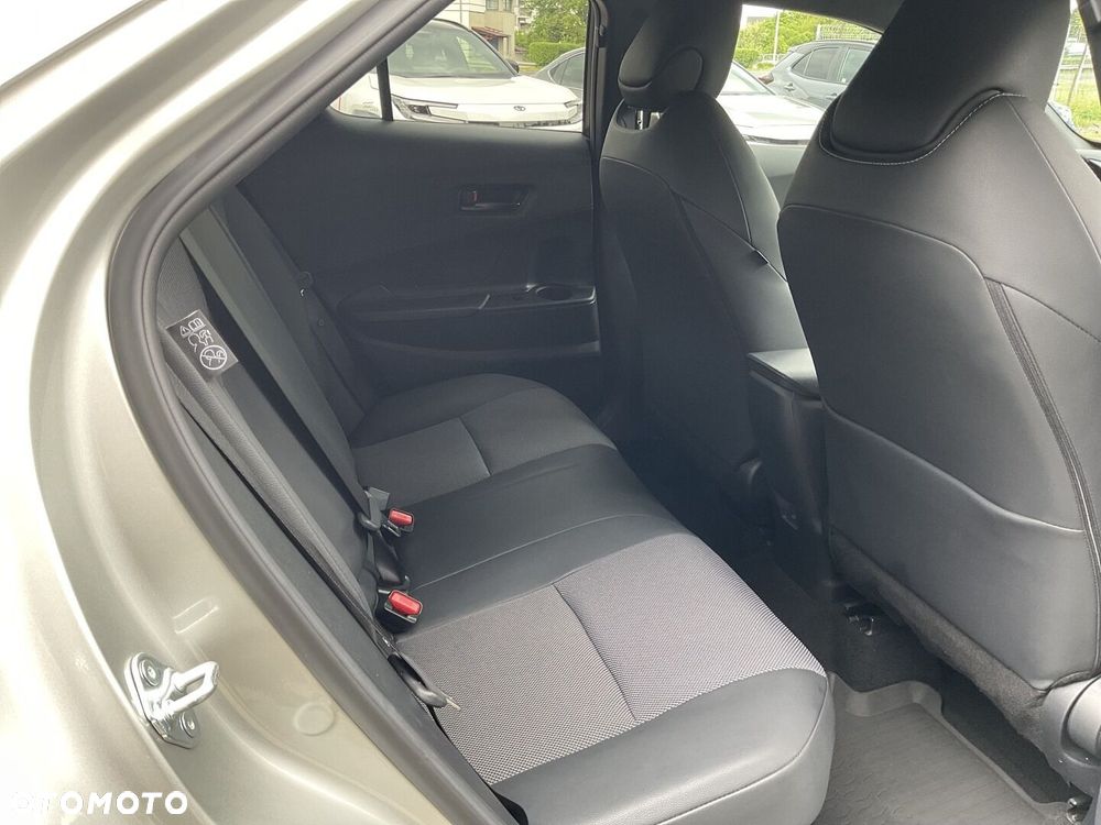 Toyota C-HR 1.8 Hybrid Executive - 8