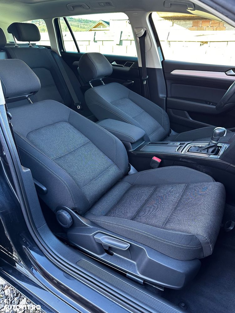 Volkswagen Passat - 24