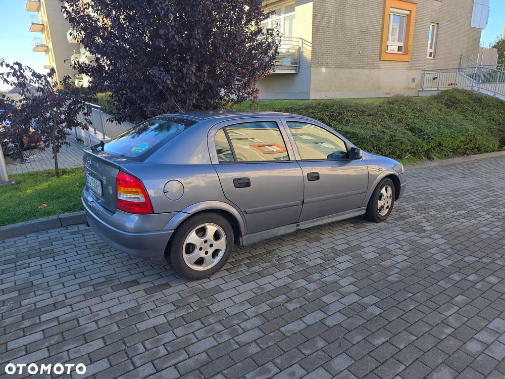 Opel Astra II 1.4 Comfort / Cool - 3