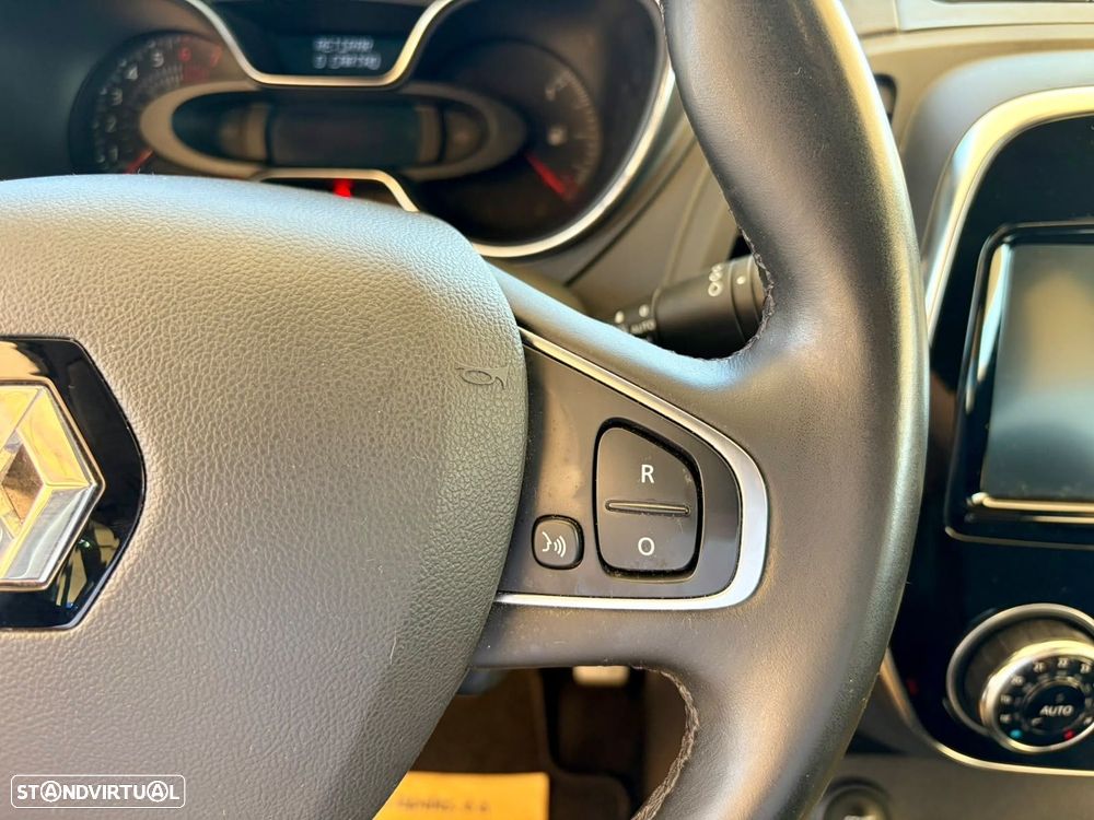 Renault Captur 1.2 TCe Exclusive - 19