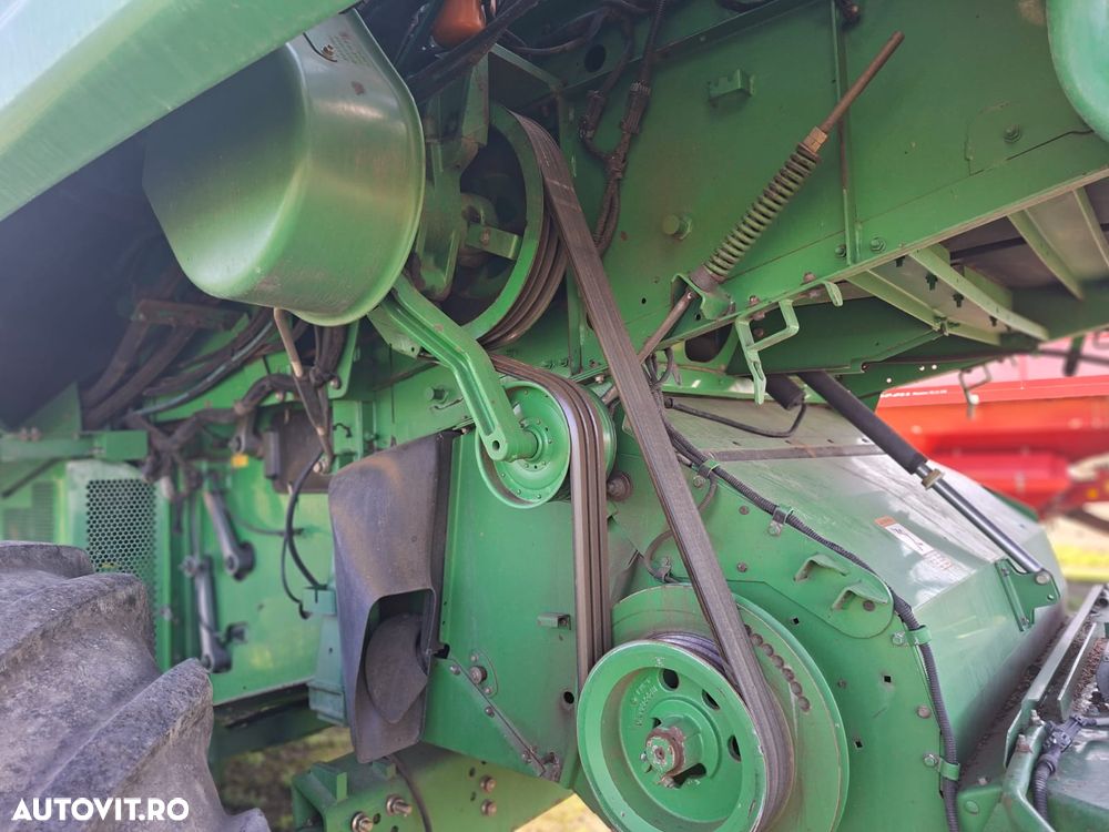 John Deere 690I - 7