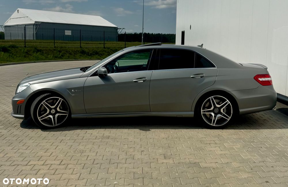 Mercedes-Benz Klasa E 63 AMG AMG Speedshift 7G-MCT - 9