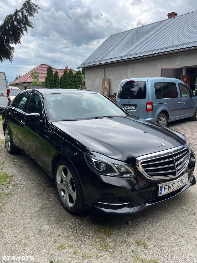 Mercedes-Benz Klasa E 300 BlueTEC HYBRID 7G-TRONIC Elegance - 3