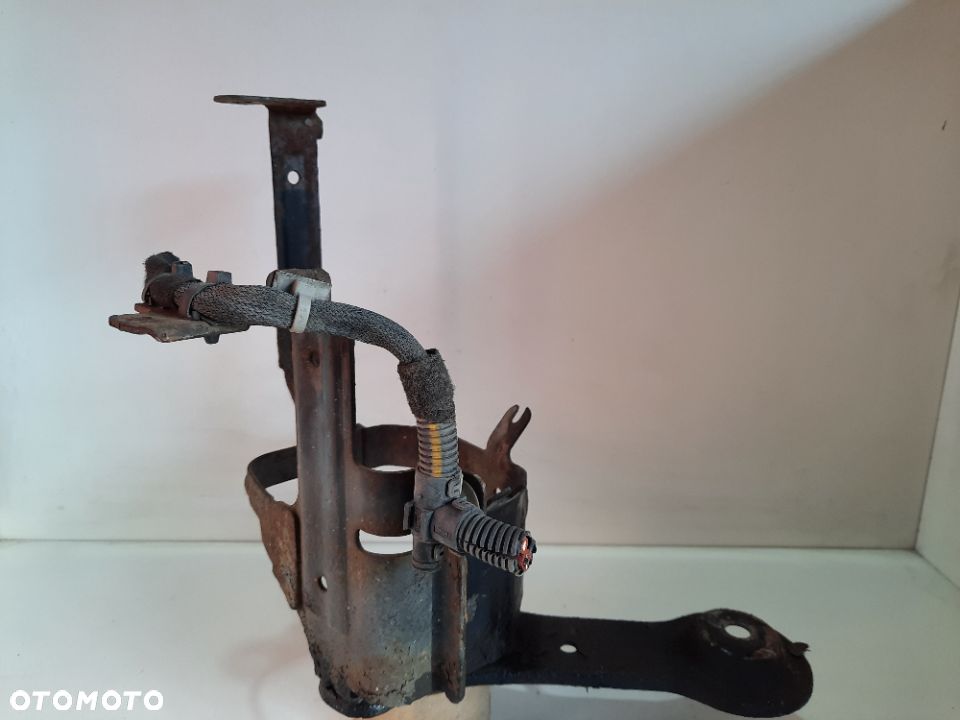 UCHWYT MOCOWANIE POMPY WSPOMAGANIA OPEL VECTRA C/SIGNUM SLASK WYSYLKA VAT - 1