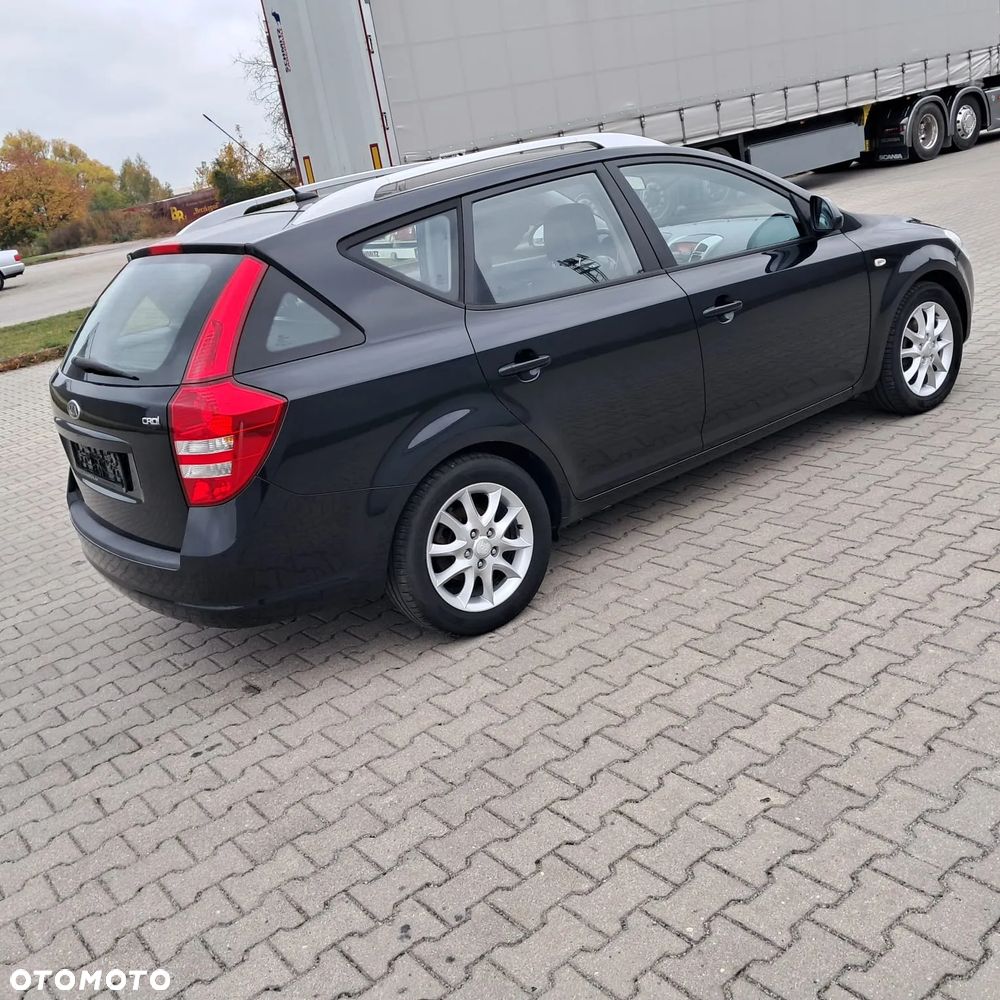 Kia Ceed 2008 photo 4