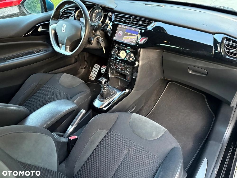 Citroën DS3 THP 165 Stop&Start SportChic - 6