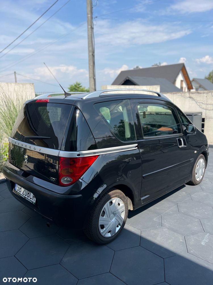 Peugeot 1007 - 1