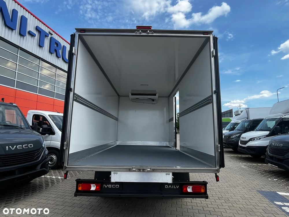 Iveco MEGA WYPRZEDAŻ Ekspozycji AUTOMAT - Daily 50C18HA8Z - 18