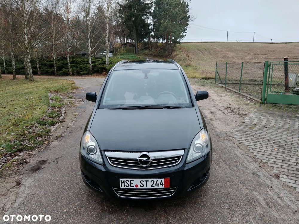 Opel Zafira - 2
