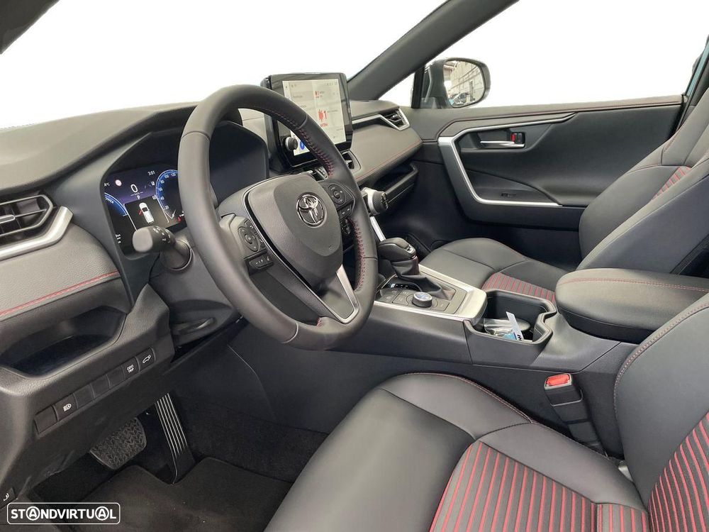 Toyota RAV4 - 13