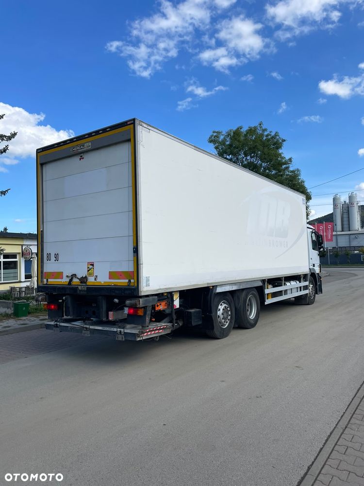 Mercedes-Benz actros - 3