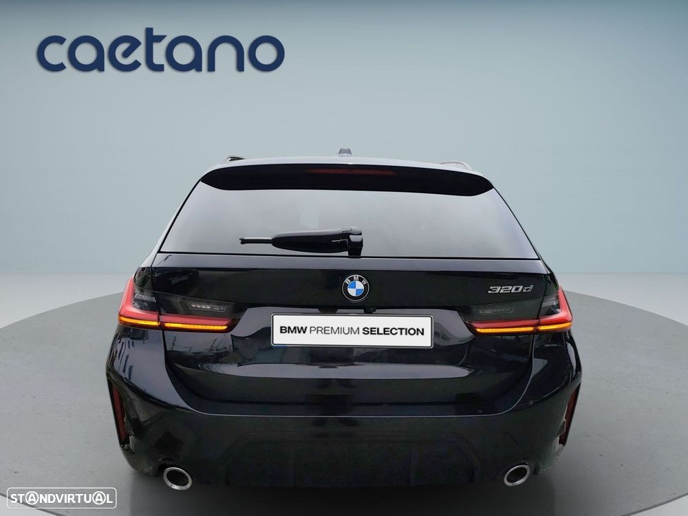 BMW 320 d Pack Desportivo M Auto - 4