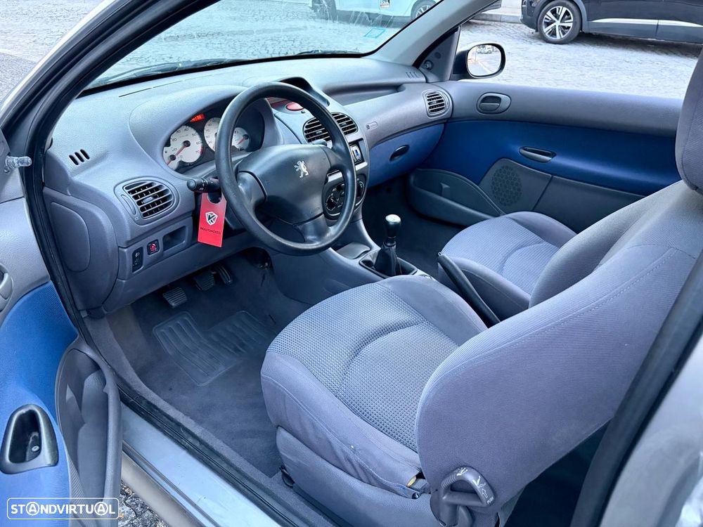 Peugeot 206 1.1 Color Line - 13
