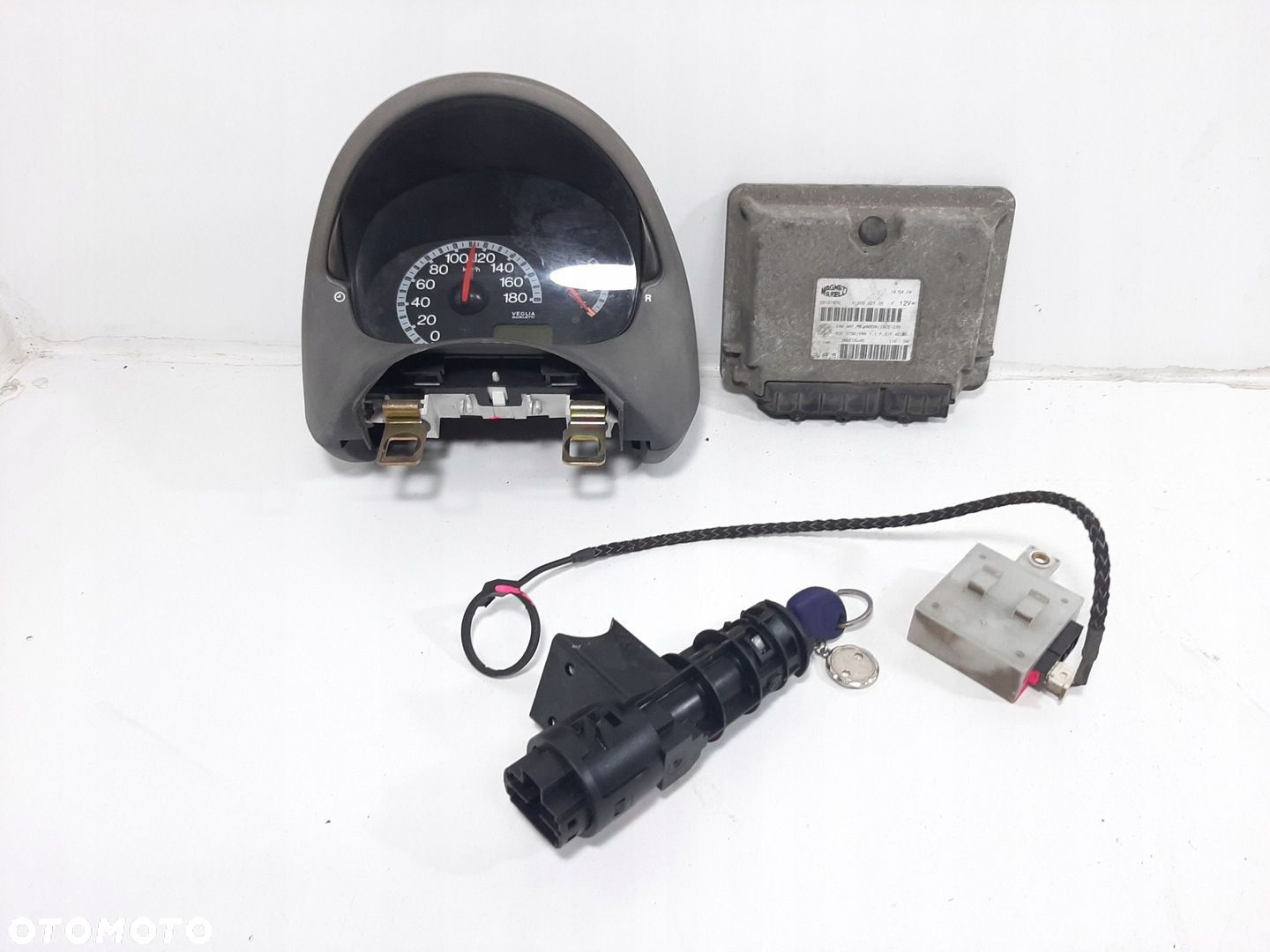 FIAT SEICENTO 1.1 8V 04R ZESTAW STARTOWY STEROWNIK SILNIKA 55187372 - 1