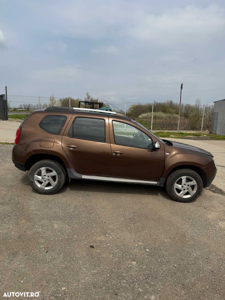 Dezmembrari Dacia Duster 1.6 16v 4x4 cod motor KA4 A606 - 3