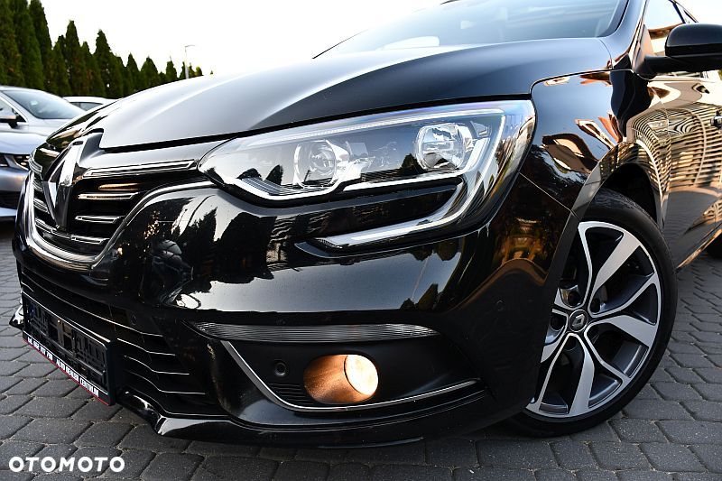Renault Megane 1.5 dCi Bose EDC - 32