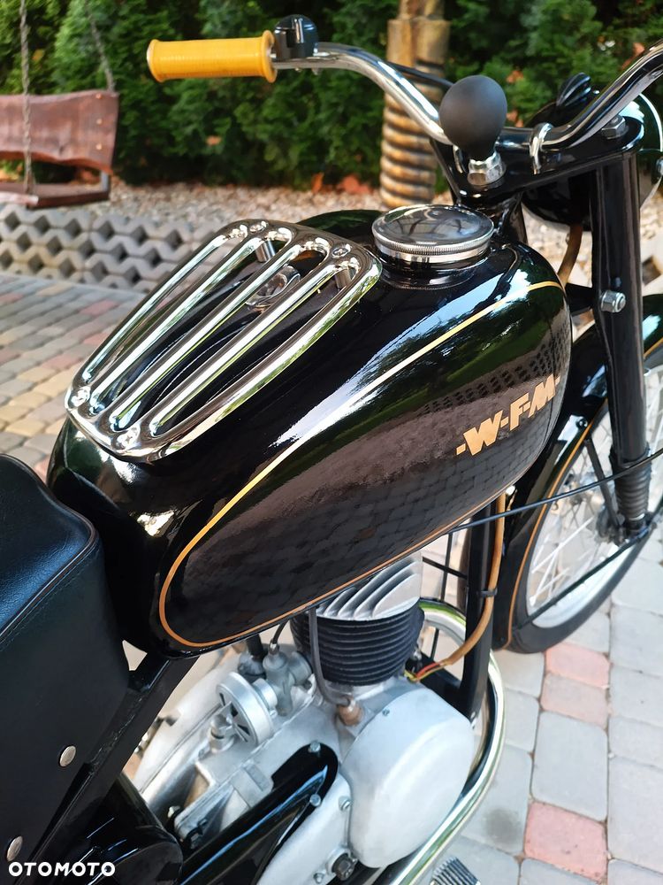 WFM M - 8