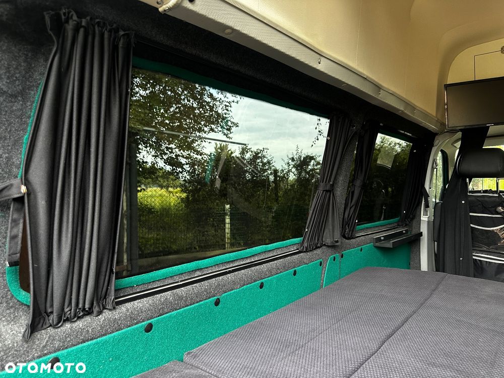 Volkswagen Transporter - 16