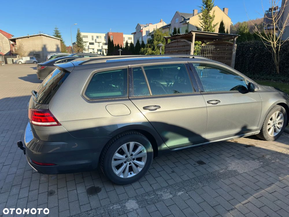 Volkswagen Golf 1.6 TDI BMT Comfortline - 4
