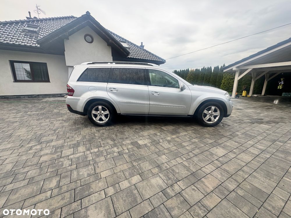 Mercedes-Benz GL 350 CDI DPF 4Matic BlueEFFICIENCY 7G-TRONIC - 11