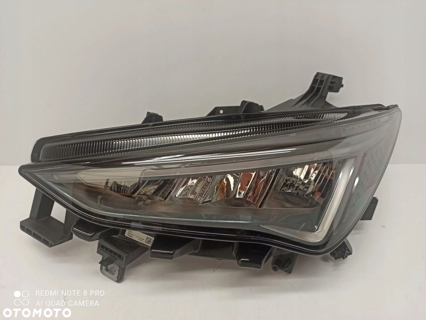 LAMPA FULL LED PRAWA LEWA CUPRA BORN 10F941008H - 10