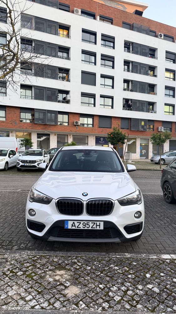 BMW X1 16 d sDrive Advantage - 2