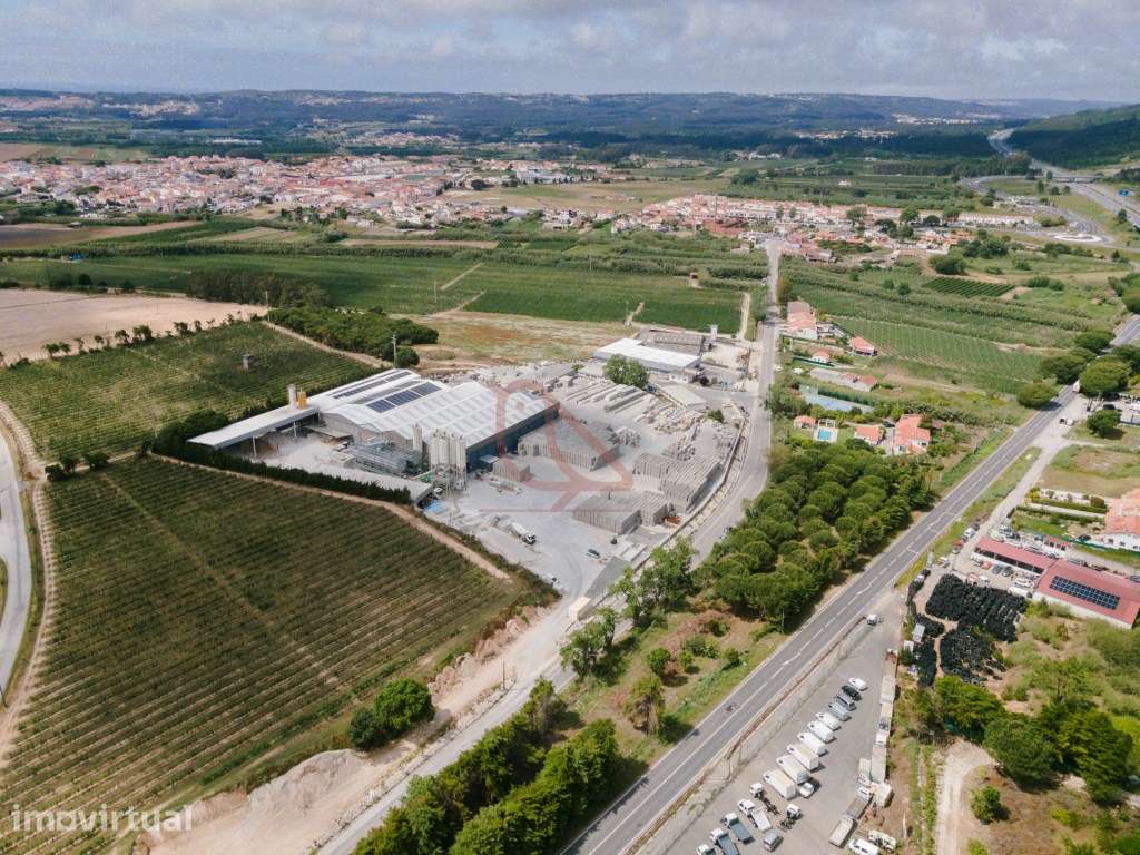 Terreno para construção de edifícios para atividades económicas - Grande imagem: 4/11