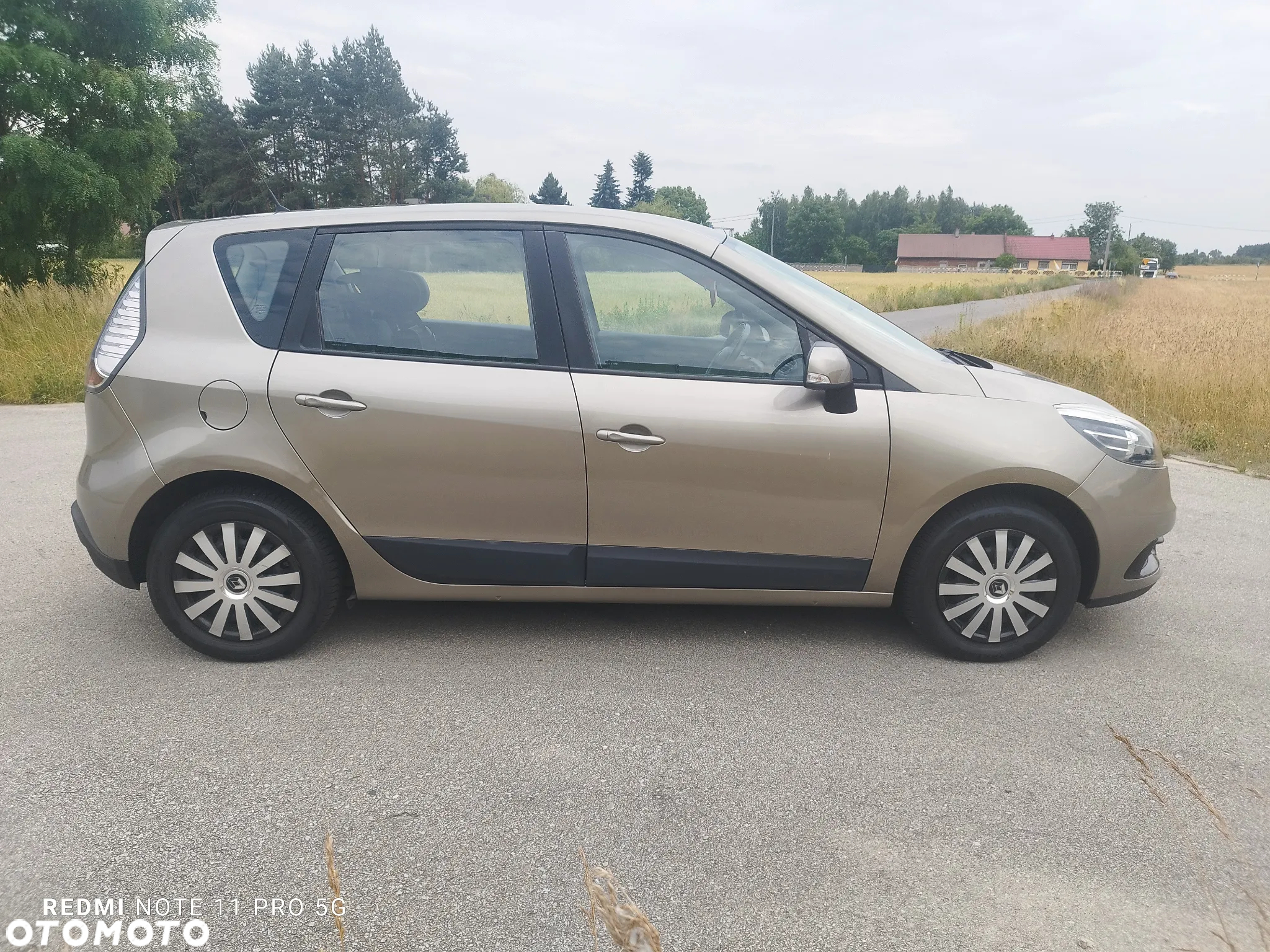 Renault Scenic ENERGY dCi 110 EXPERIENCE - 4