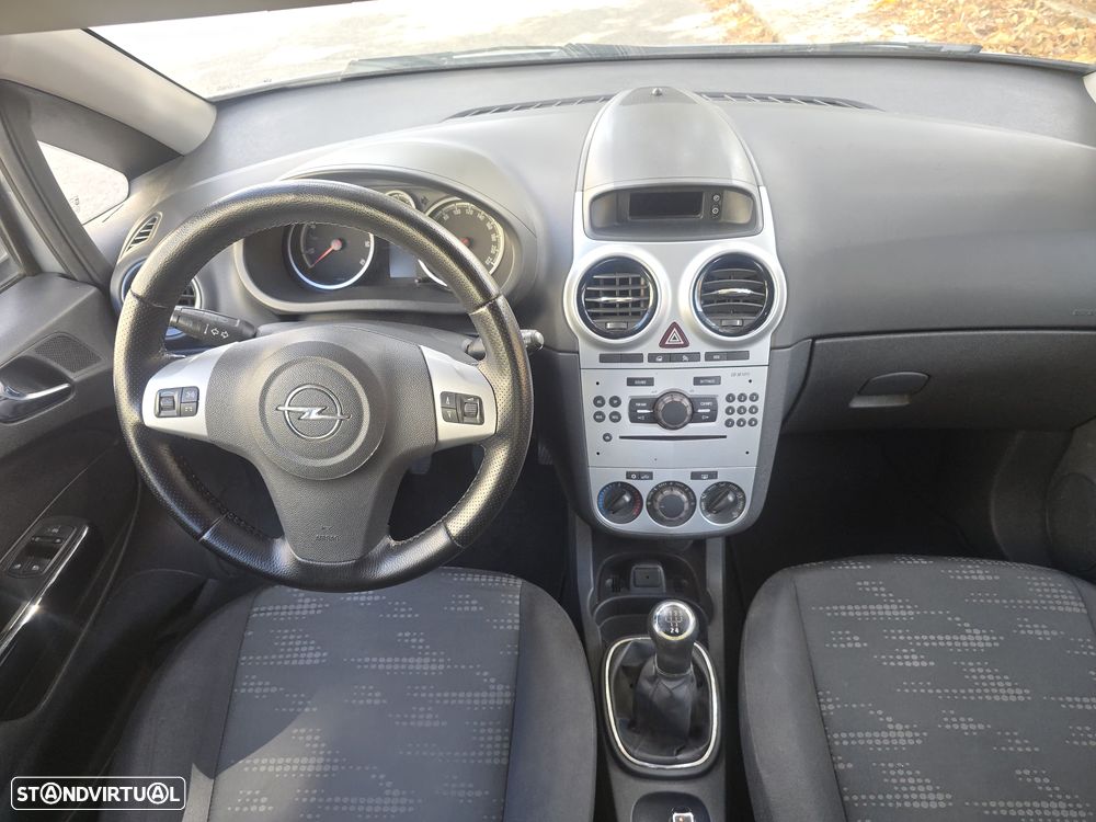 Opel Corsa 1.3 CDTI Enjoy EcoFLEX - 14