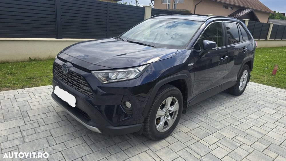Toyota RAV4 - 1