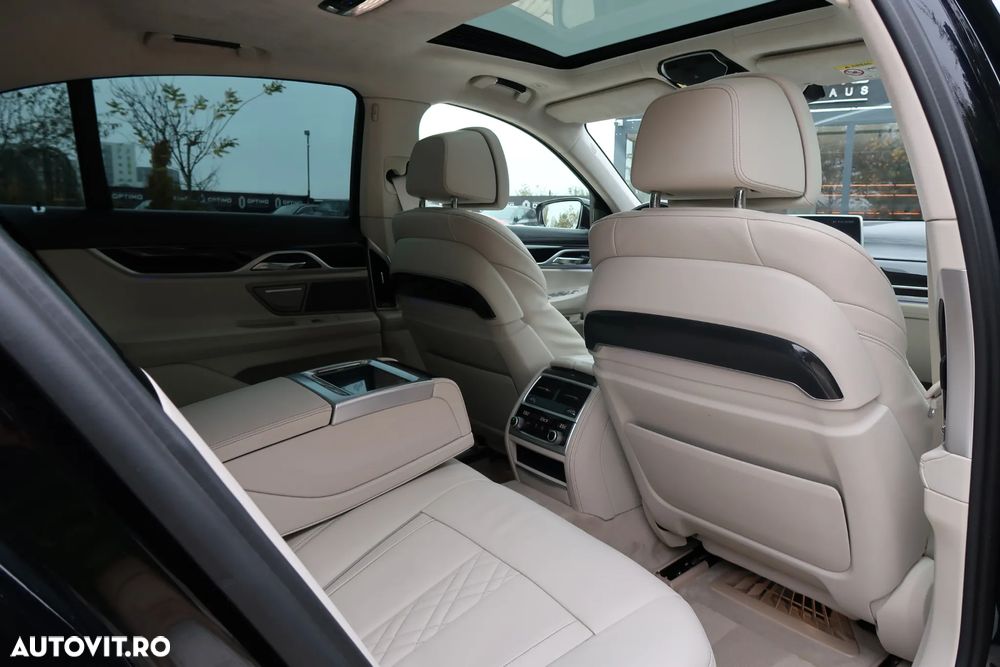 BMW Seria 7 730d xDrive - 14