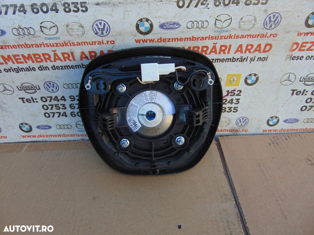 Airbag volan Opel Vivaro 3 a 2014-2020 airbag sofer stanga vivaro 3 - 2