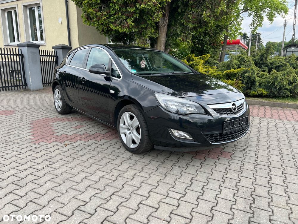 Opel Astra 1.4 Turbo - 1