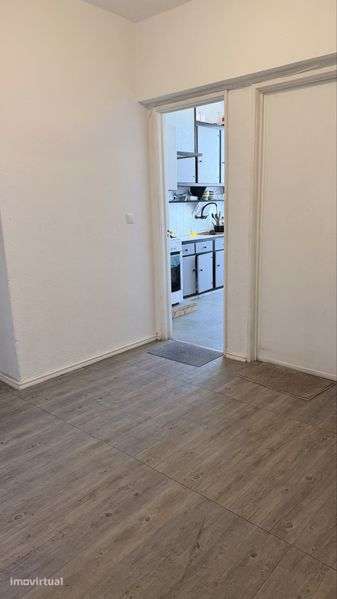 Apartamento T2+1 Brandoa - Grande imagem: 3/8