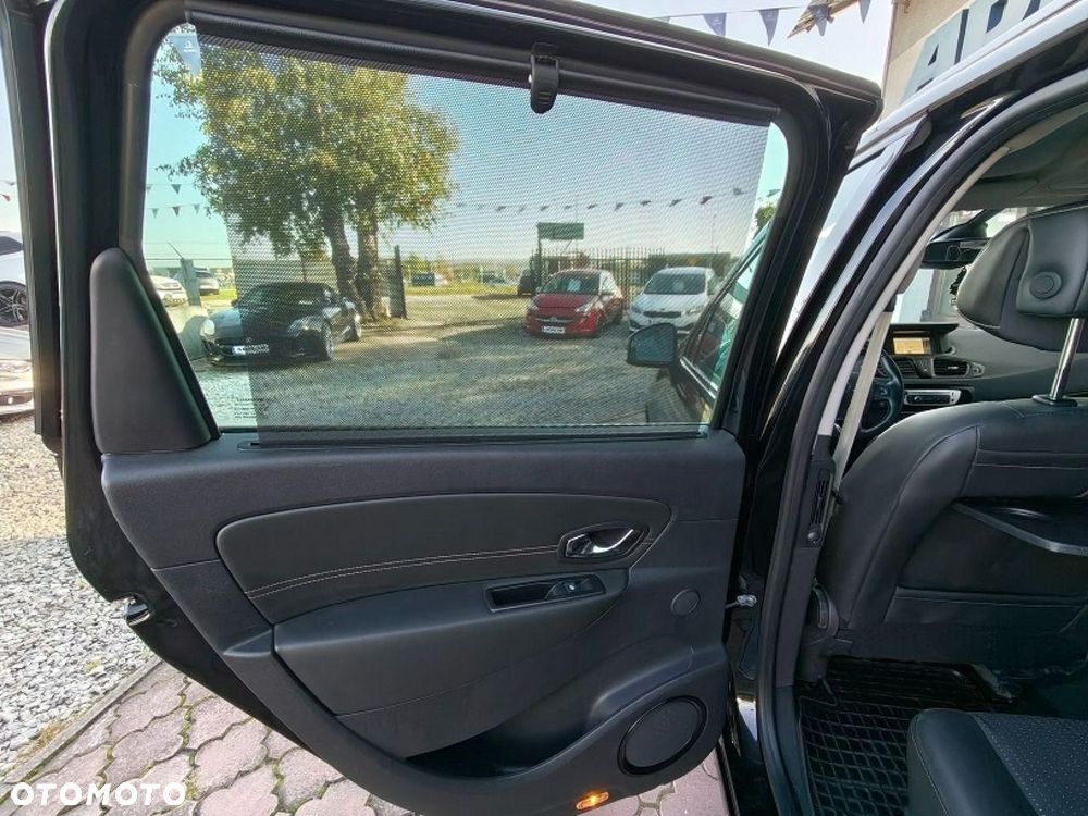 Renault Grand Scenic - 18