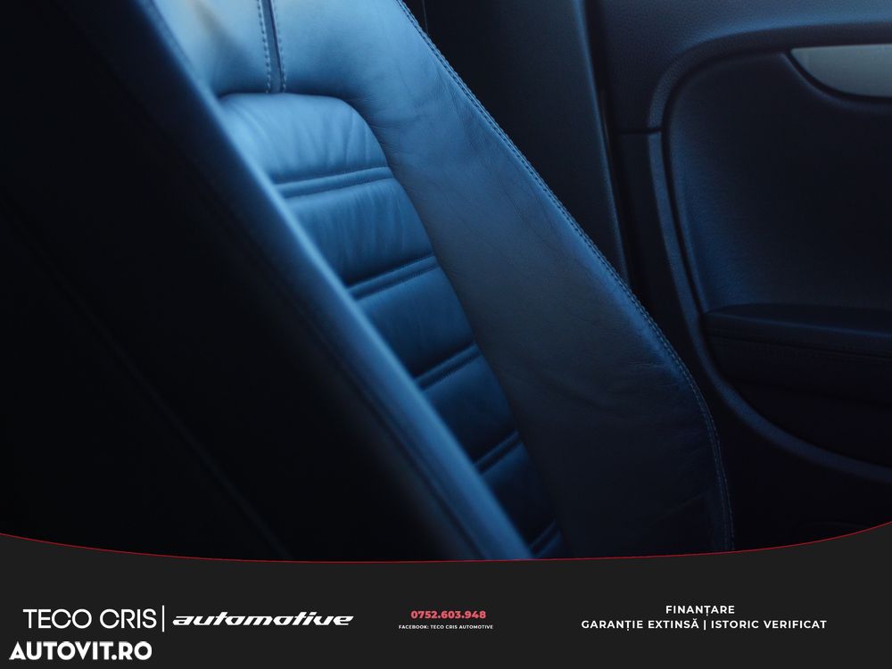 Volkswagen Passat 2.0 TDI DPF Highline - 22