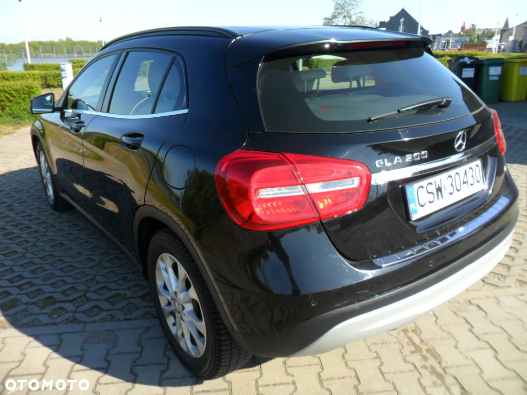 Mercedes-Benz GLA - 7