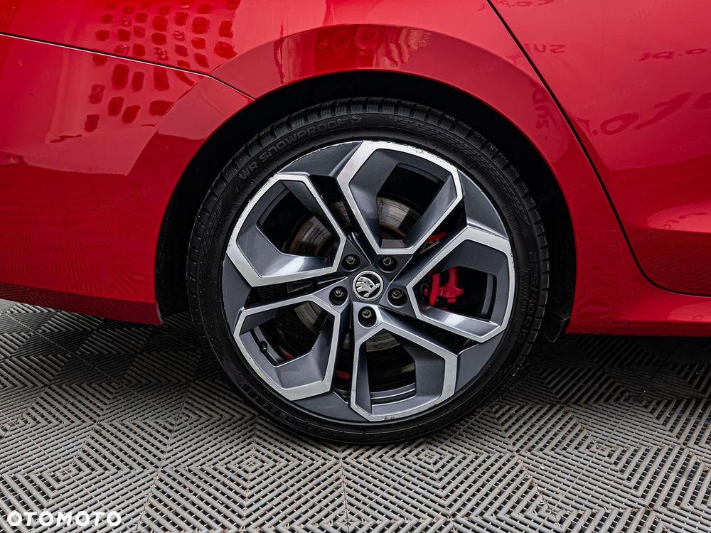 Skoda Octavia 2.0 TSI RS DSG - 32