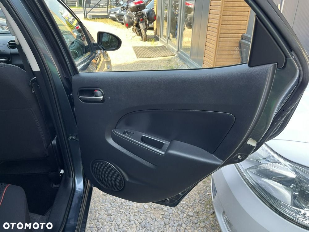 Mazda 2 - 23