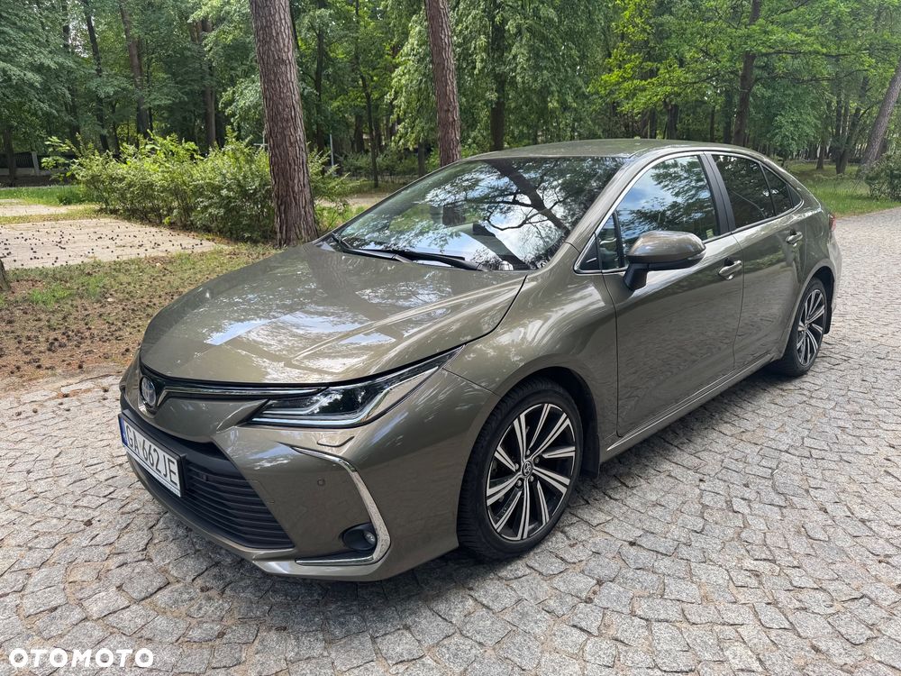 Toyota Corolla 1.8 Hybrid Comfort - 1