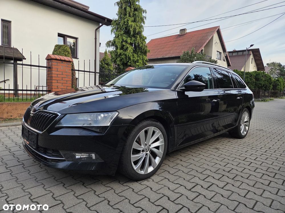 Skoda Superb 2.0 TDI DSG Active - 24