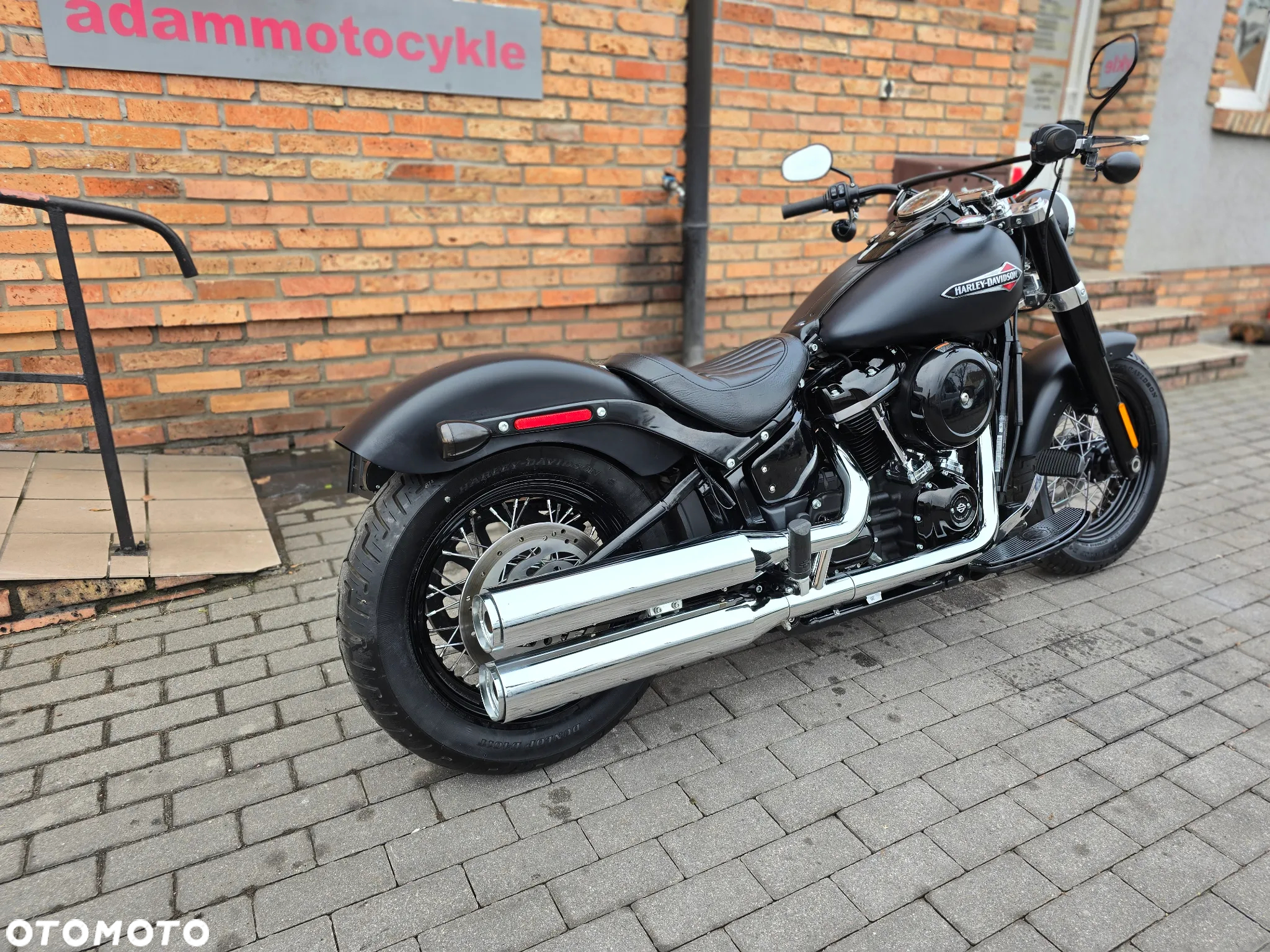 Harley-Davidson Softail Slim - 18